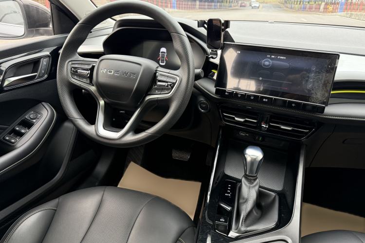 Used Roewe i5 2021 Revised Version 1.5L CVT Diamond Edition Interior 7