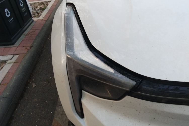 Used NETA U 2022 Zhi400 Pro Ternary Lithium Right Front Headlight