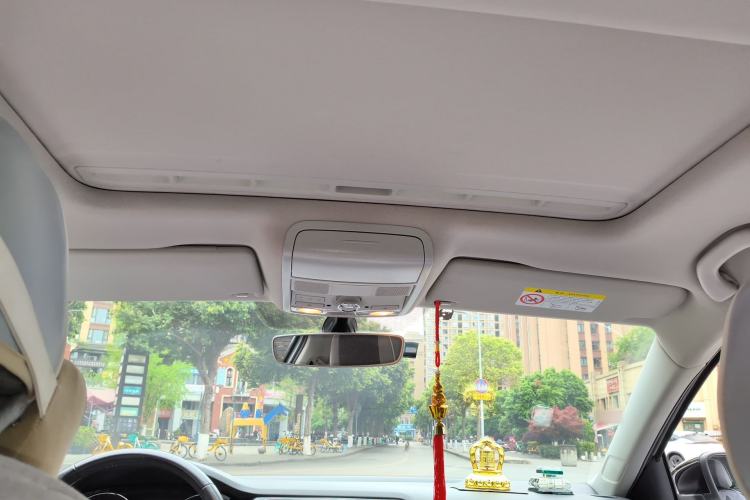 Used Volkswagen Sagitar 2018 280TSI DSG Luxury Model Headliner