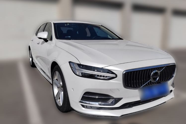 Used Volvo S90 2019 T5 Zhiyuan Edition Front Right 45 Deg