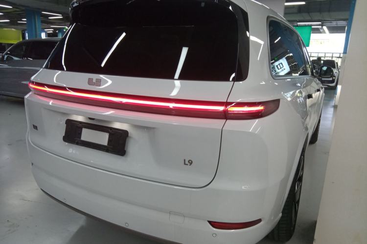 Used Li Auto L9 2025 Ultra Smart Refreshed Edition Rear Right 45 Deg