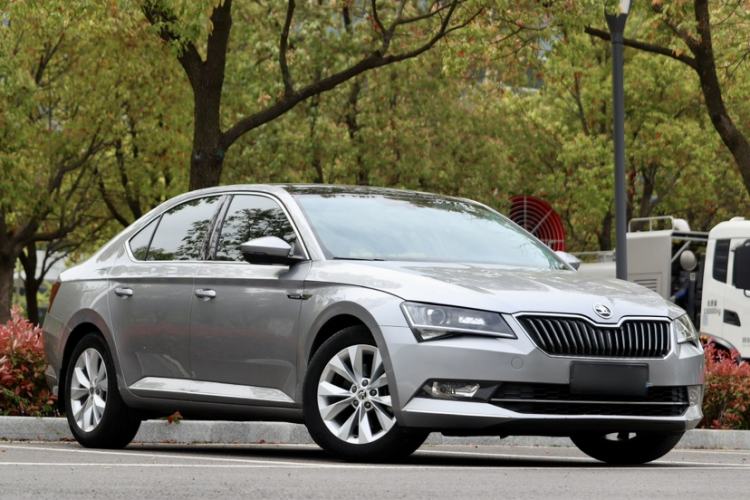 Used Skoda Superb 2016 TSI280 DSG Innovation Edition