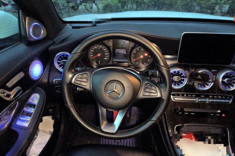 Used Mercedes-Benz GLC 2018 GLC 260 4MATIC Luxury Model