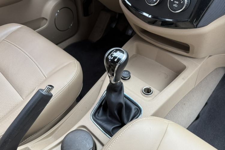 Used Wuling Hongguang 2014 1.5L S Comfort Model