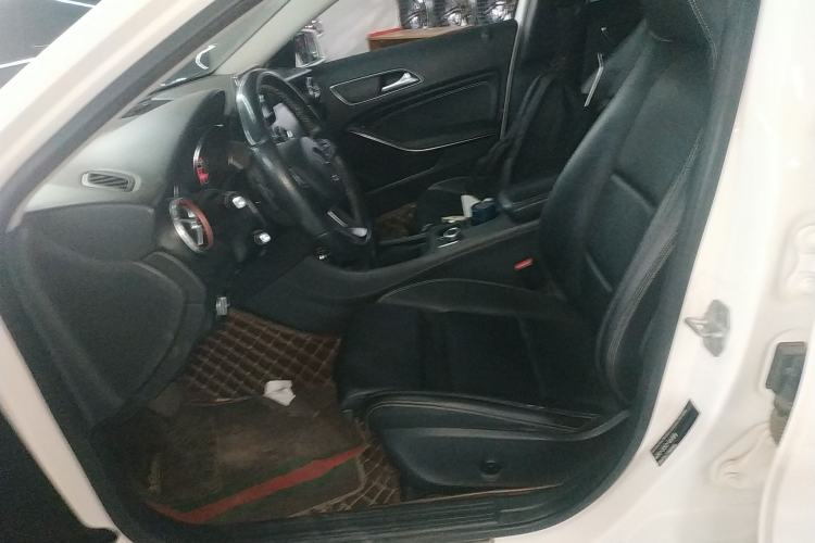 Used Mercedes-Benz GLA 2016 GLA 200 Fashion Model