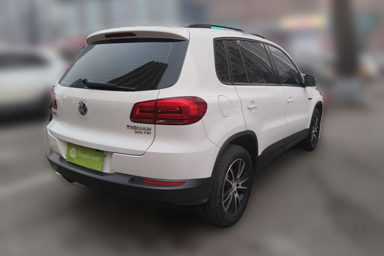 Used Volkswagen Tiguan 2016 300TSI Automatic All-Wheel Drive Fashion Vision Edition Rear Right 45 Deg