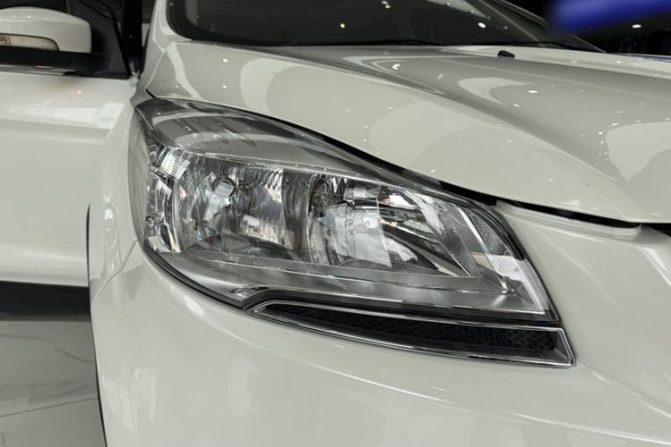 Used Ford Kuga 2015 1.5L GTDi Two-Wheel Drive Fashion Edition Exterior 8