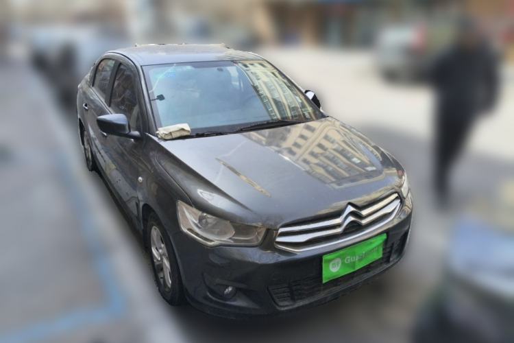 Used Citroen Elysee 2015 Zhishang Edition 1.6L Manual Fashion Model Front Right 45 Deg