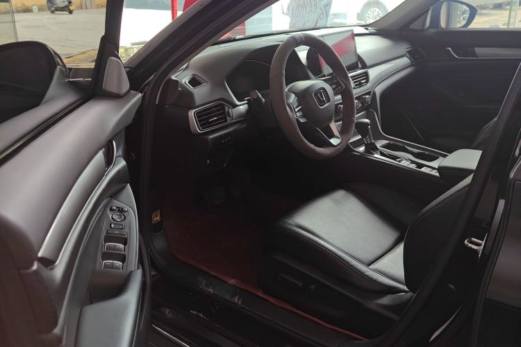 Used Honda Accord 2018 260TURBO Elite Edition China VI Driver Seat
