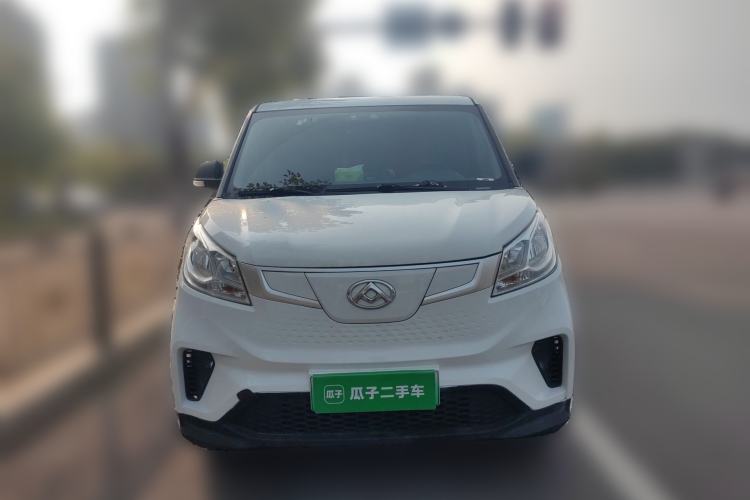 Used SAIC MAXUS EV30 2023 Pure-Electric Smart Logistics Expert with Long Wheelbase—Equipped with CATL Power Battery