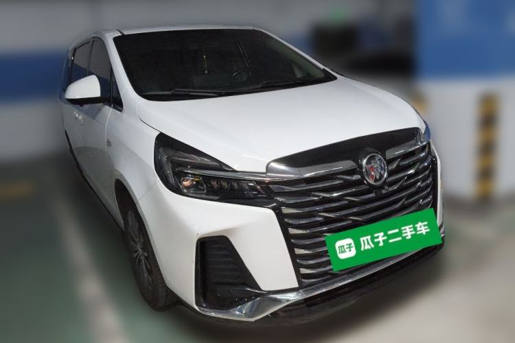 Used Buick GL8 2023 Land Executive Class Comfort Model
