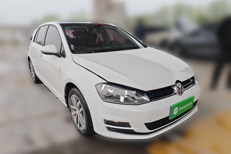 Used Volkswagen Golf 2016 230TSI Automatic Luxury Version
