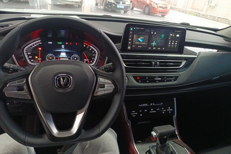 Used CHANGAN CS75 2022 Blue Whale Edition 1.5T DCT Luxury Model
