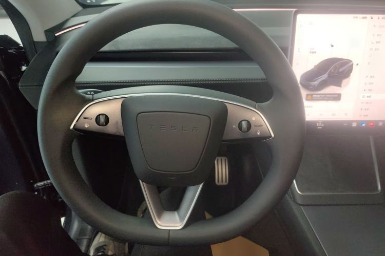 Used Tesla Model Y 2025 Long-Range All-Wheel Drive First Edition