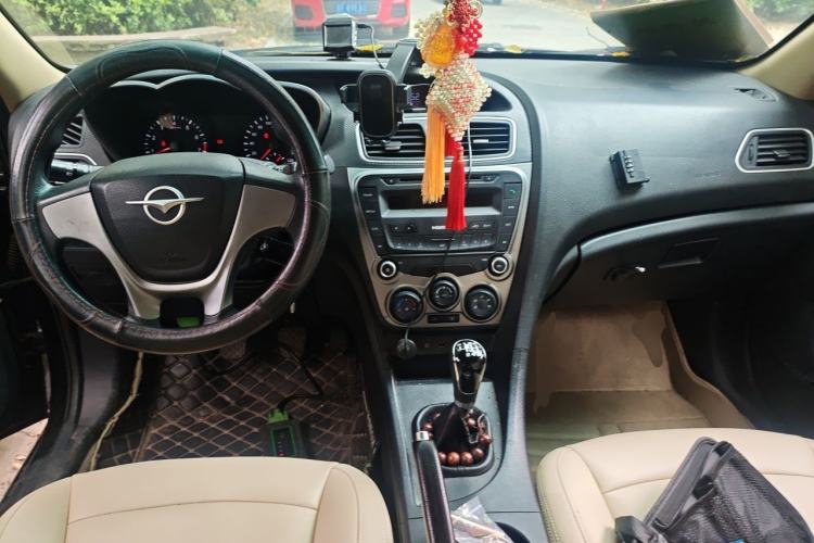 Used Haima Fumei 2014 M5 1.6L Manual Standard Model
