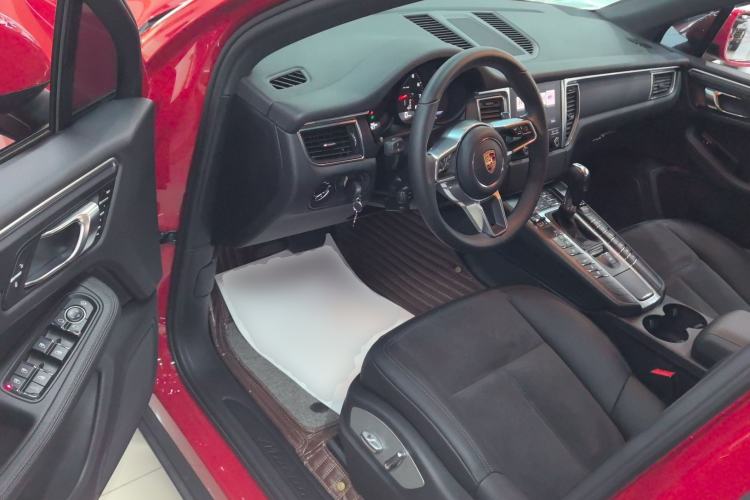 Used Porsche Macan 2017 Macan 2.0T
