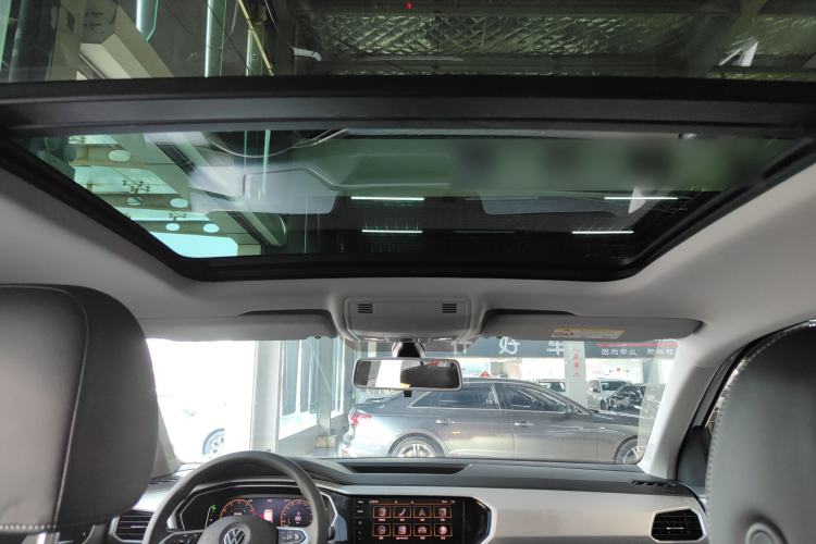 Used Volkswagen Tacqua 2021 1.5L Automatic Yue Zhi Lian Edition Headliner