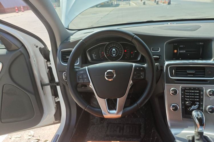 Used Volvo S60 2019 S60L T3 Intelligent Upgrade Edition
