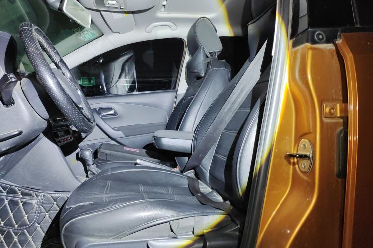 Used Volkswagen Polo 2014 1.6L Cross Polo Automatic