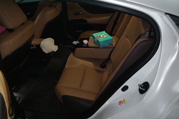 Used Lexus ES 2018 200 Excellence Edition China VI Standard
