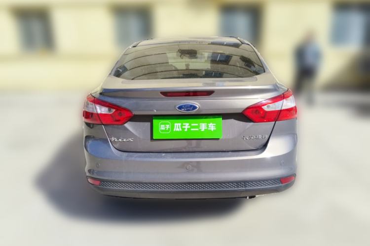 Used Ford Focus 2012 Sedan 1.6L Automatic Fashion Edition