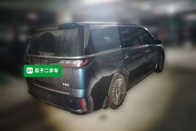 Used VOYAH Dream 2025 PHEV Four-Wheel Drive Prestige Kunpeng Edition