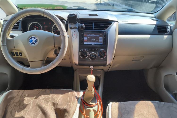 Used Venucia D50 2013 1.6L Manual Fashion Edition
