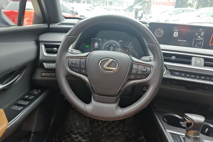 Used Lexus UX 2020 260h Explore & Adventure Edition