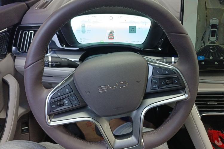 Used BYD Song PLUS New Energy 2025 DM-i 160KM Flagship Model Steering Wheel
