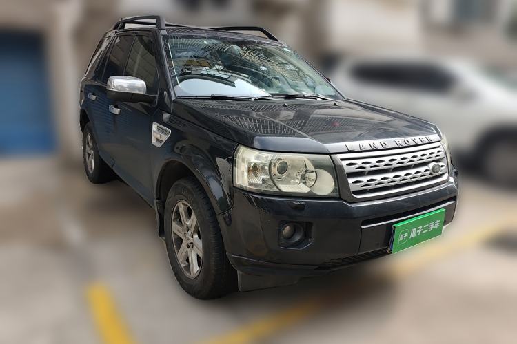 Used Land Rover Freelander 2 2011 2.2T SD4 SE Diesel Edition Front Right 45 Deg