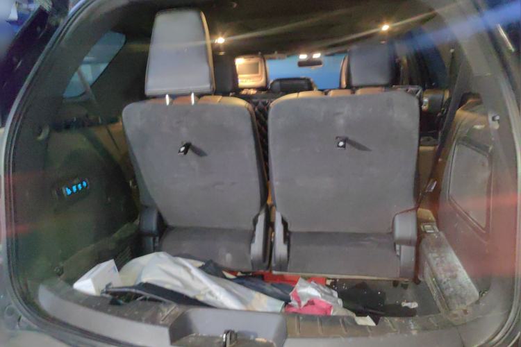 Used Ford Explorer 2013 3.5L Deluxe Model
