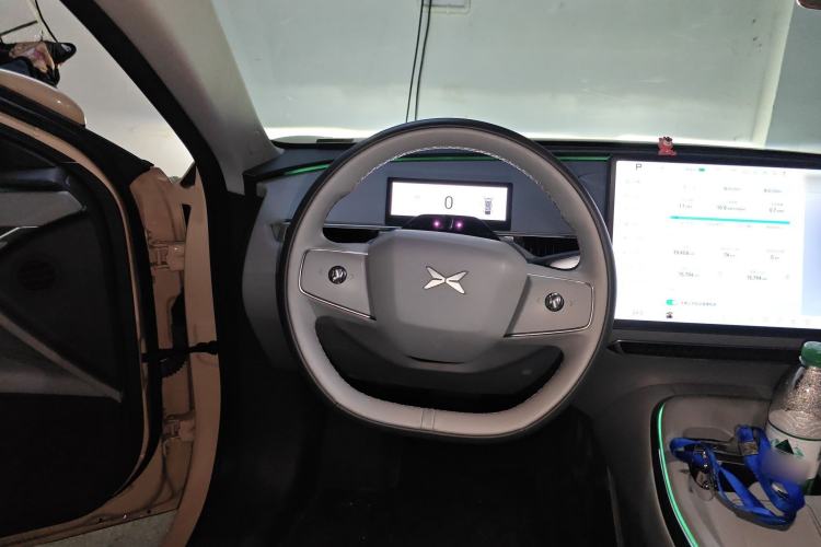 Used XPeng MONA M03 2024 620 with Ultra-Long Range Steering Wheel