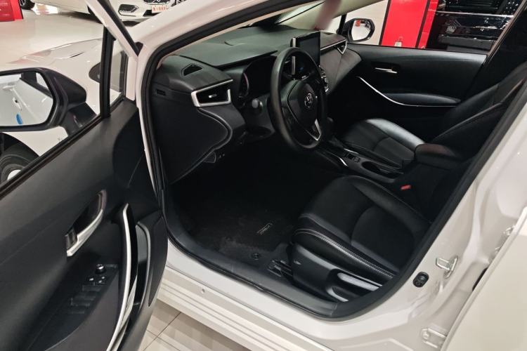 Used Toyota Corolla 2021 Dual-Motor 1.8L E-CVT Elite Edition