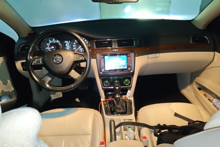 Used Skoda Superb 2013 1.8TSI Automatic MingShi Edition