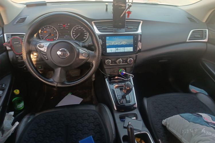 Used Nissan Sylphy 2021 Classic 1.6XL CVT Luxury Edition Center Console