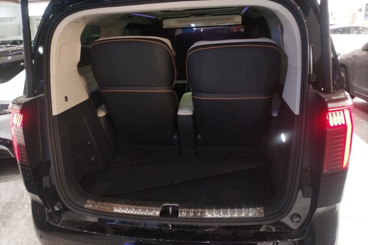 Used Zeekr 009 2024 GAC Trumpchi