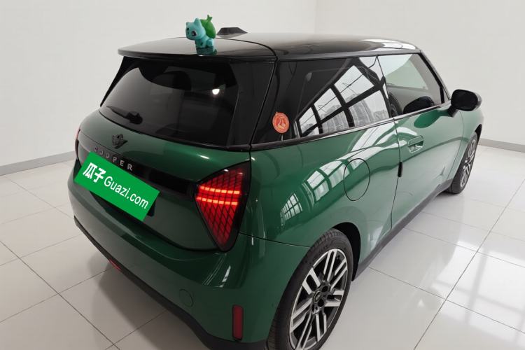 Used MINI Electric MINI COOPER 2024 456km COOPER E Classic Edition