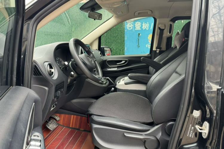 Used Mercedes-Benz Vito 2016 2.0T Elite Edition
