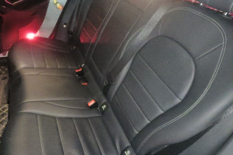 Used Mercedes-Benz GLC 2018 Refreshed GLC 300 4MATIC Dynamic Edition Left Rear Seat