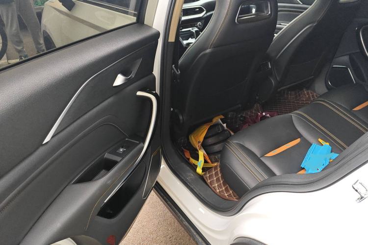 Used Bestune T77 2019 230 TID Automatic Luxury Version China VI Emission Standard