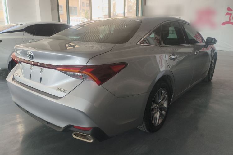 Used Toyota Avalon 2019 2.0L Luxury Edition China VI Standard Rear Right 45 Deg