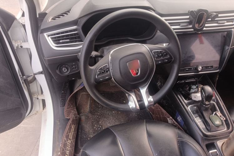 Used Roewe i5 2020 1.5L Automatic 4G Connect Luxury Flagship Edition
