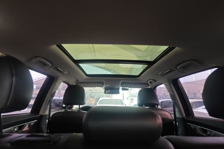 Used Changan CS95 2021 2.0T Two-Wheel Drive Luxury Version
