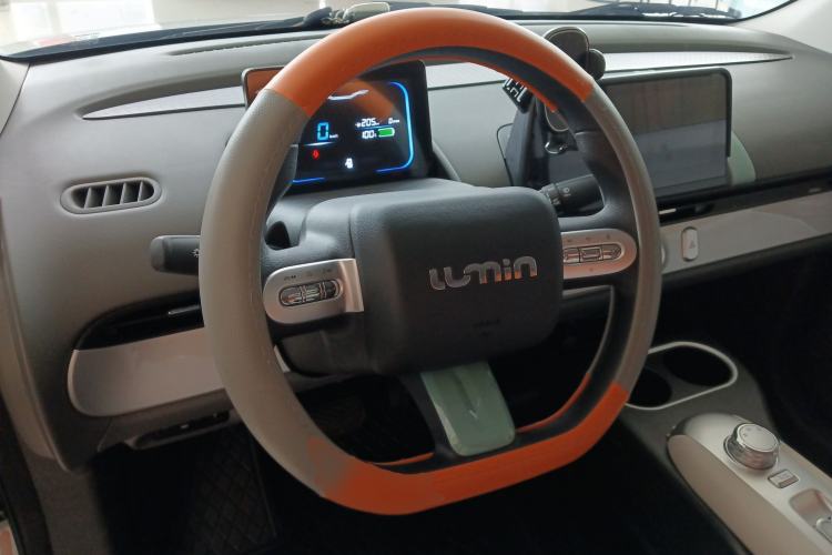 Used CHANGAN NEVO Lumin 2025 205 km Xiangqin Version