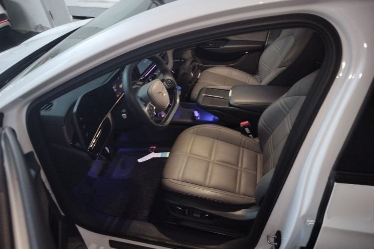 Used Hongqi EH7 2024 690 Pro Driver Seat