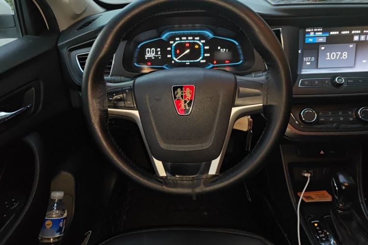 Used Roewe 360 2015 1.5L Automatic Luxury Edition
