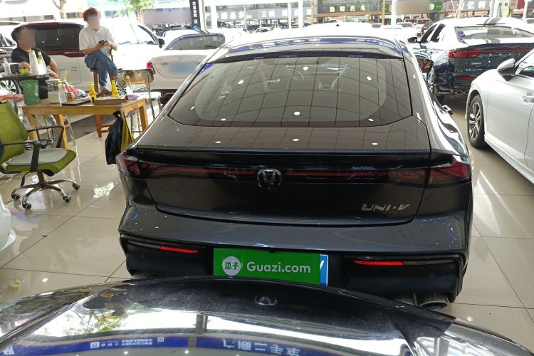 Used CHANGAN UNI-V 2023 1.5T Sport Edition
