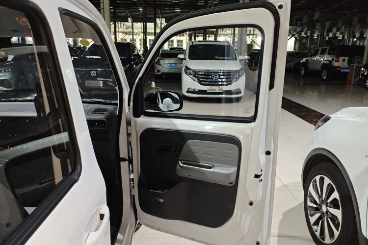 Used Wuling Zhiguang New Energy 2025 Model 305km Ambitious Edition