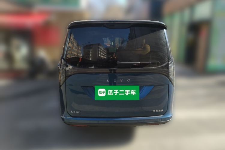 Used Geely Galaxy LEVC L380 2024 140-Degree 8-Seater Four-Wheel Drive Max
