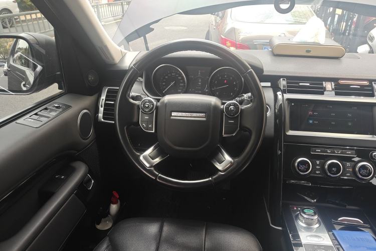 Used Land Rover Discovery 2017 3.0 SC V6 SE